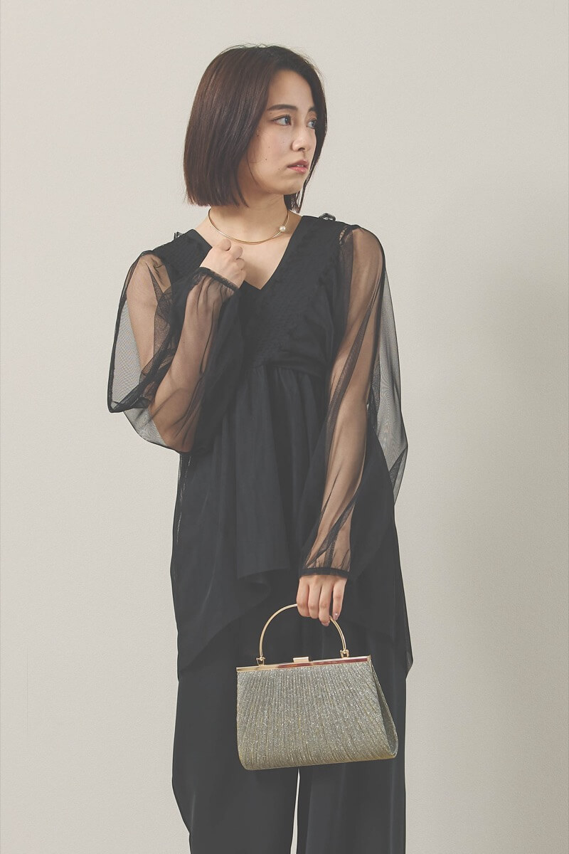 ブラックのチュールブラウス付きオールインワンドレス