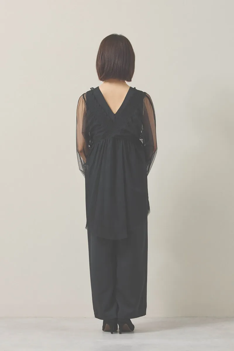 ブラックのチュールブラウス付きオールインワンドレス