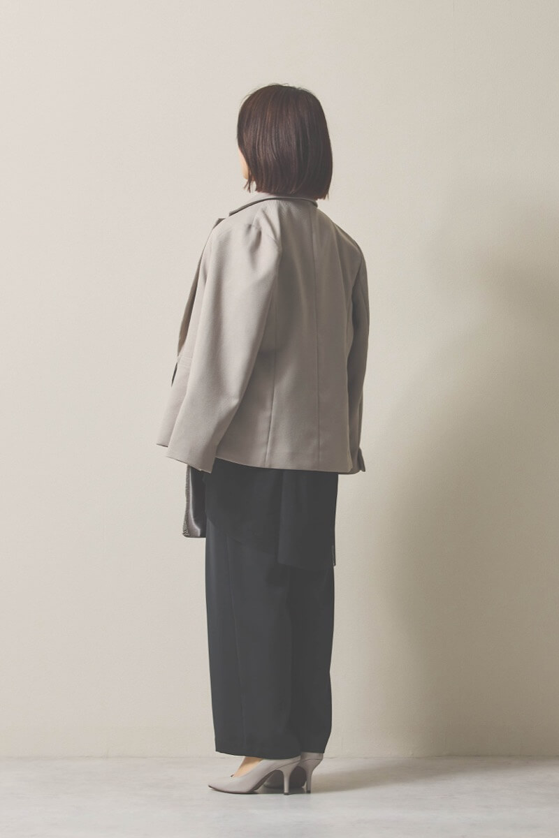 ブラックのチュールブラウス付きオールインワンドレス