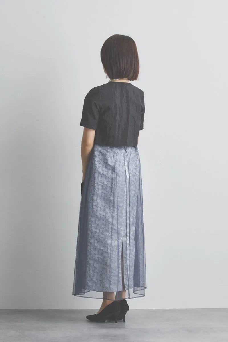 ブルーグレーのプリントジャガード×チュールドレス