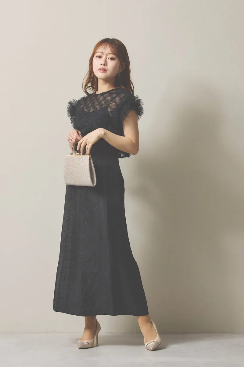 ブラックのボリュームチュールブラウスセットドレス