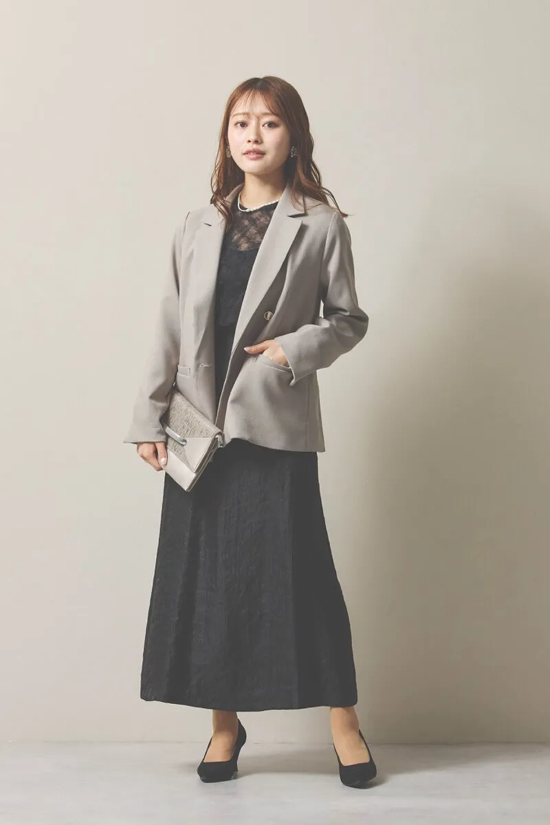 ブラックのボリュームチュールブラウスセットドレス