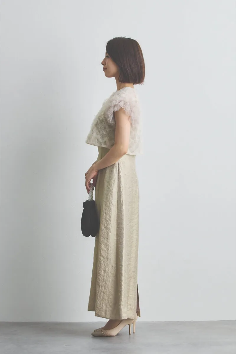 ベージュのボリュームチュールブラウスセットドレス