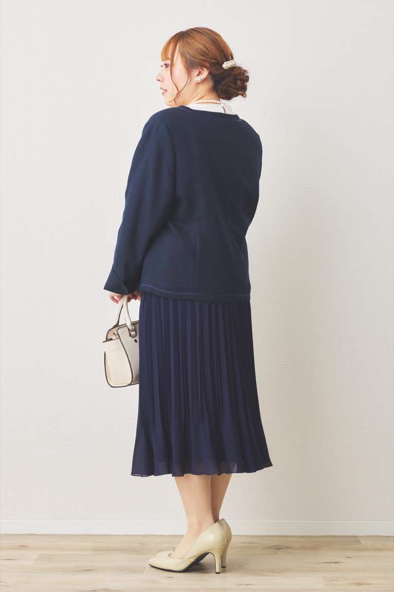 ネイビーのレースコンビプリーツセレモニースーツセット