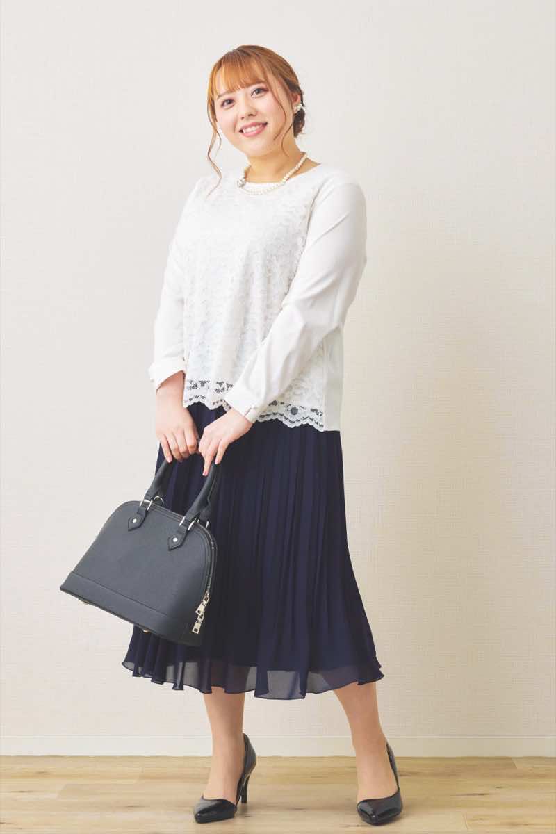 ネイビーのレースコンビプリーツセレモニースーツセット