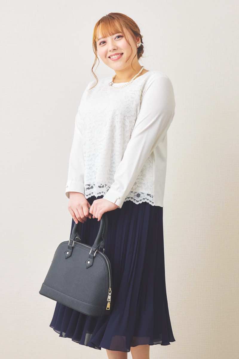 ネイビーのレースコンビプリーツセレモニースーツセット