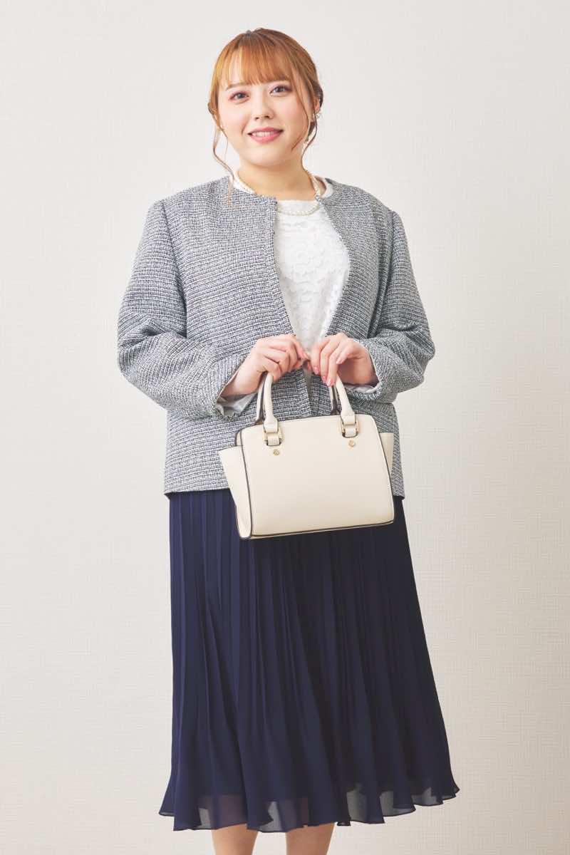 ブラックのレースコンビプリーツセレモニースーツセット