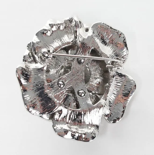 シルバーグレーの薔薇ブローチ