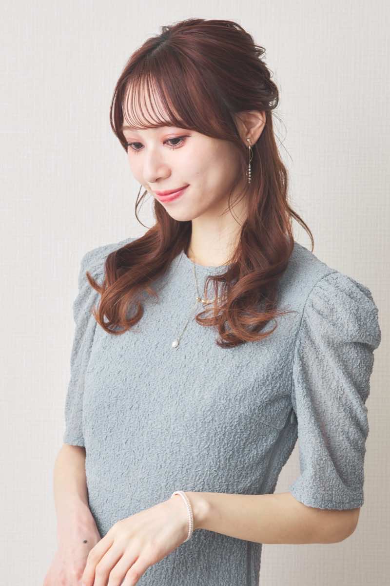 ブルーのシュリンクレースマーメイドワンピース