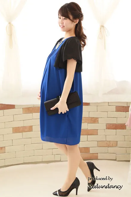 ブルーのバックリボンコクーンシルエットシフォンドレス