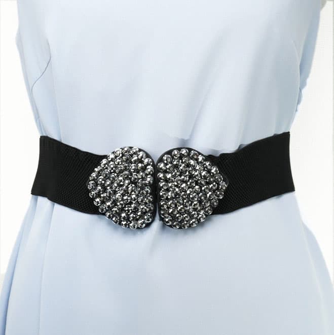 ブラックのシルバーモチーフベルト