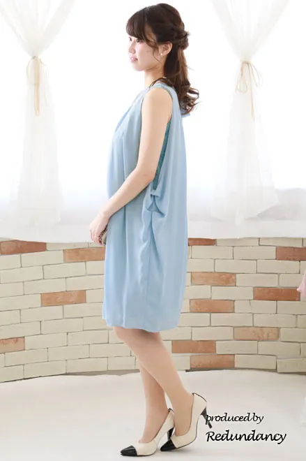 スカイブルーのバックリボンコクーンシルエットシフォンドレス