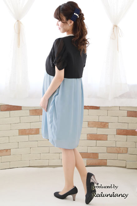 スカイブルーのバックリボンコクーンシルエットシフォンドレス