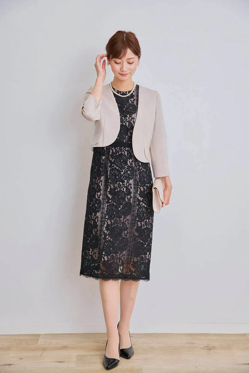 ブラックのパネルレースIラインドレス