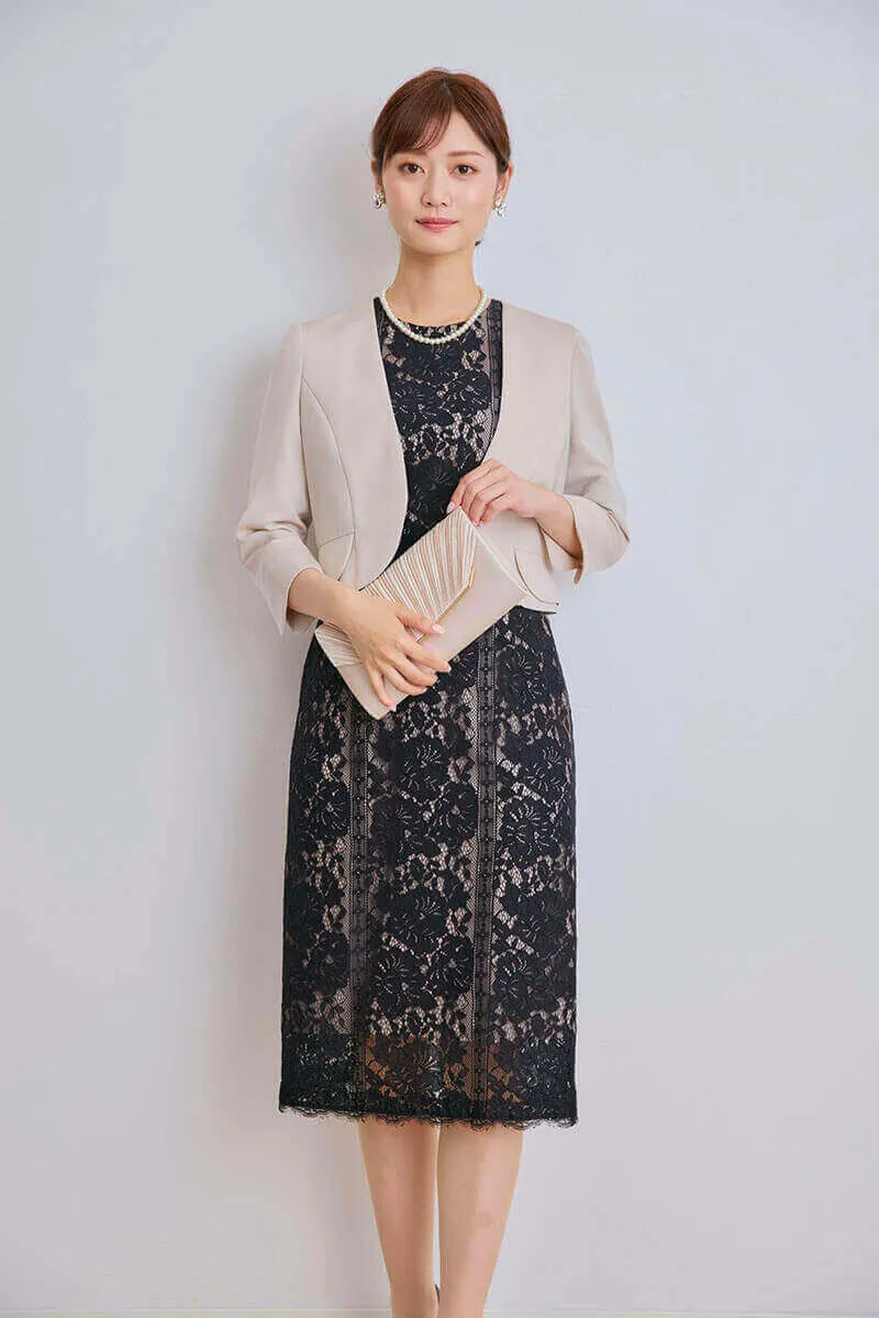 ブラックのパネルレースIラインドレス