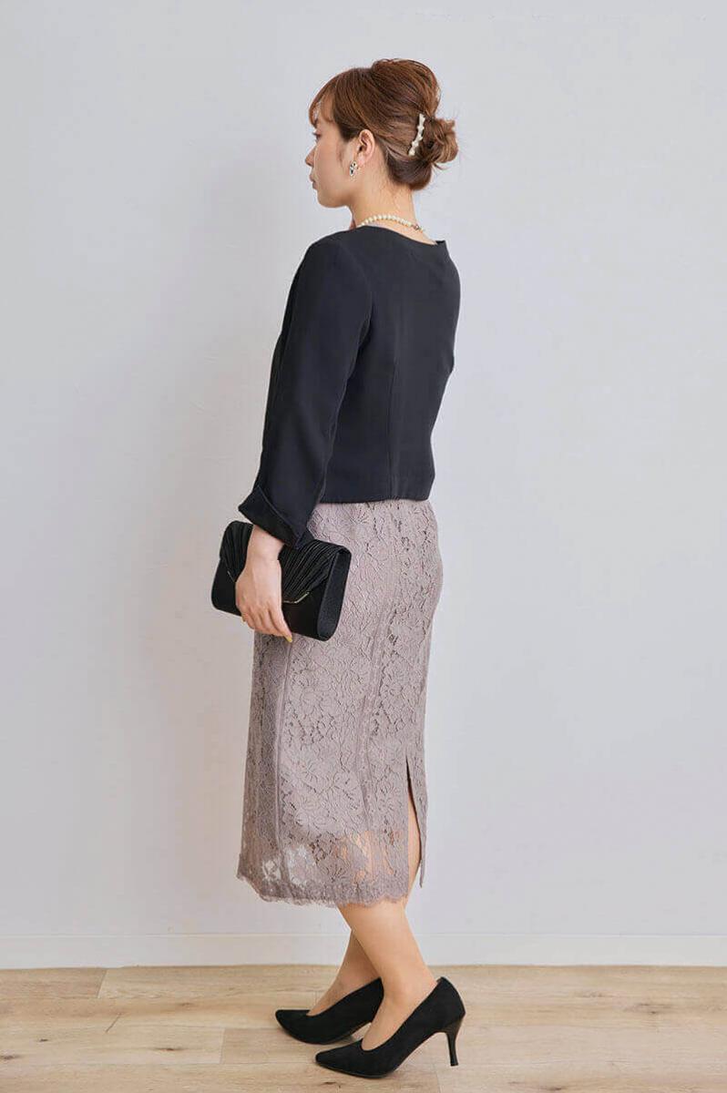 グレージュのパネルレースIラインドレス