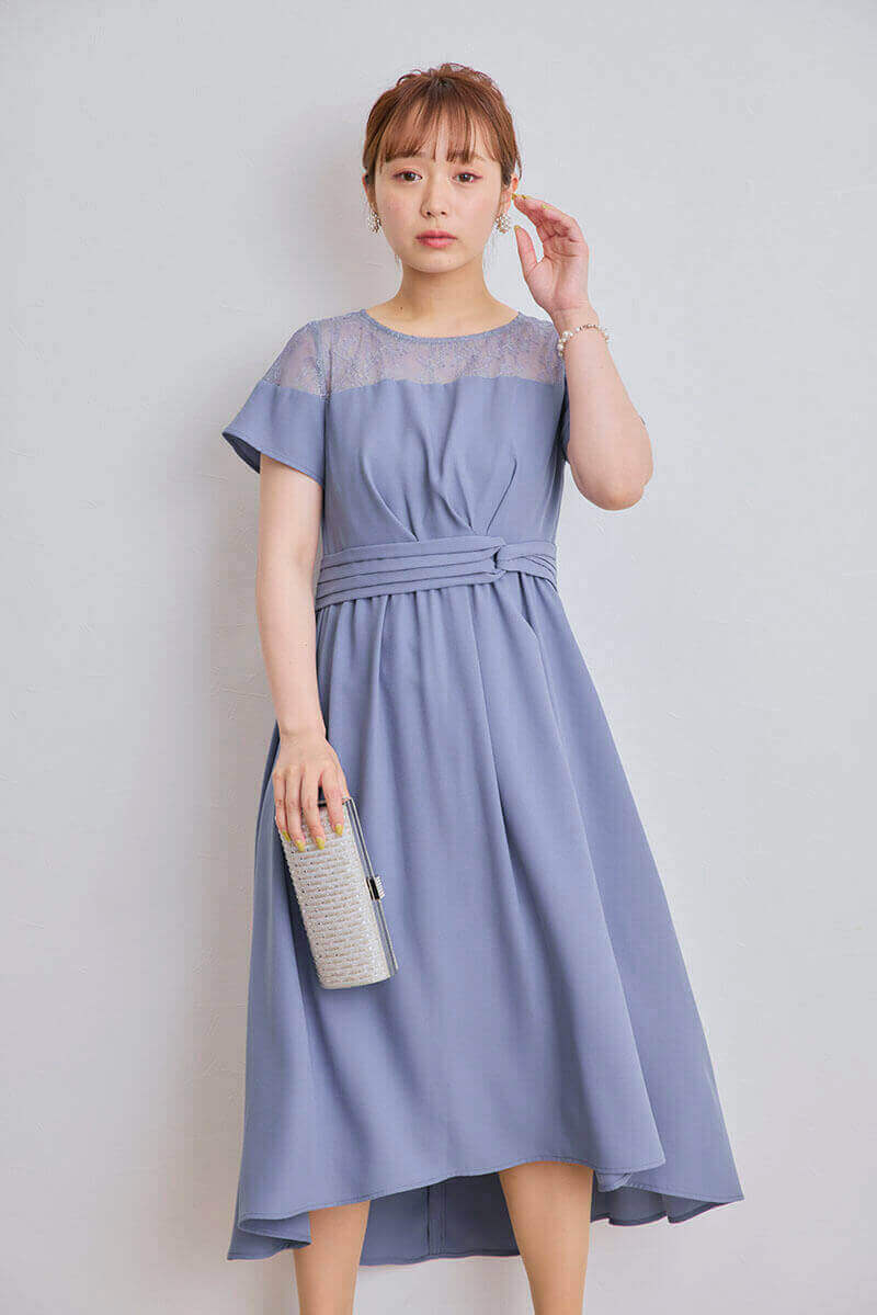 ライトブルーのレース切替フレアドレス