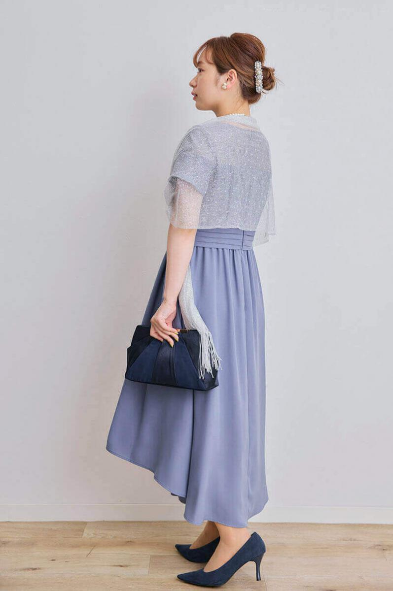 ライトブルーのレース切替フレアドレス