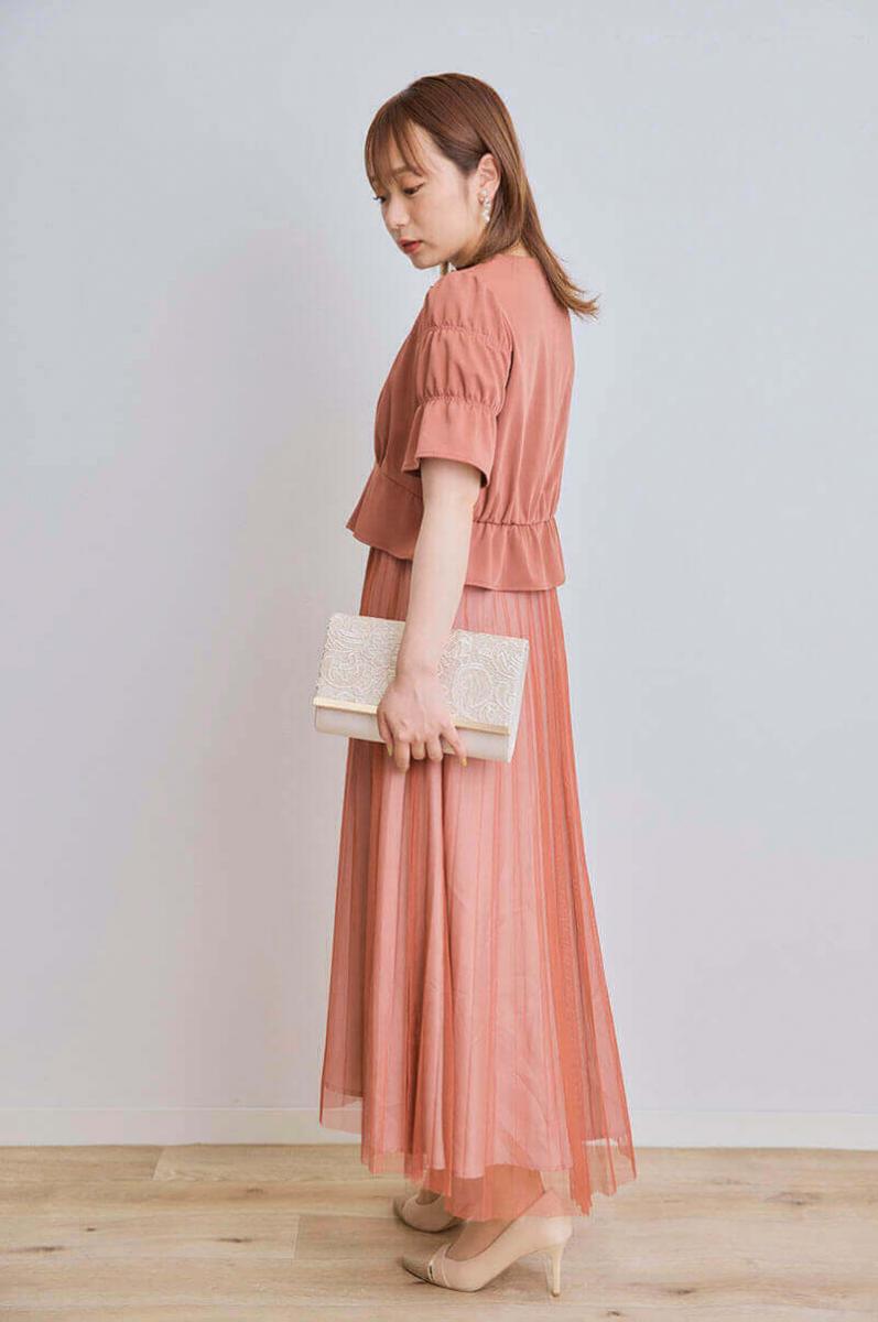 スモークピンクのカシュクールデザインドレス