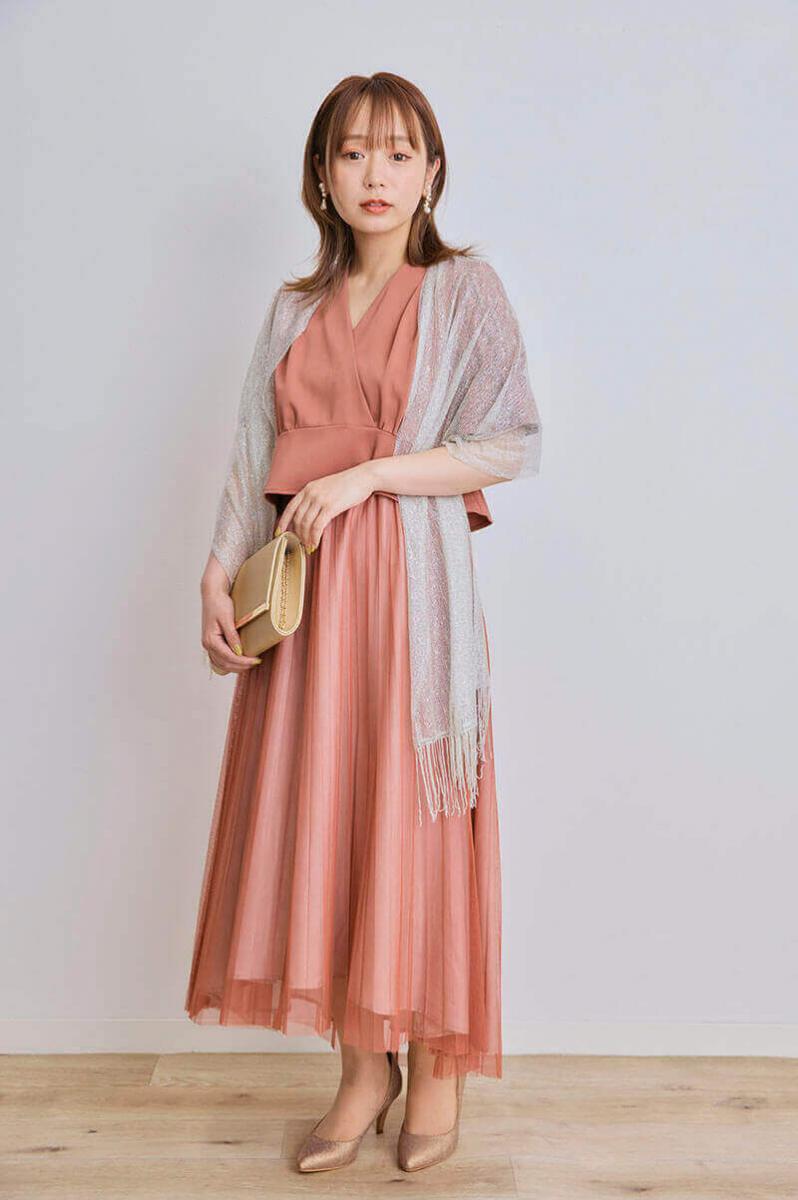 スモークピンクのカシュクールデザインドレス