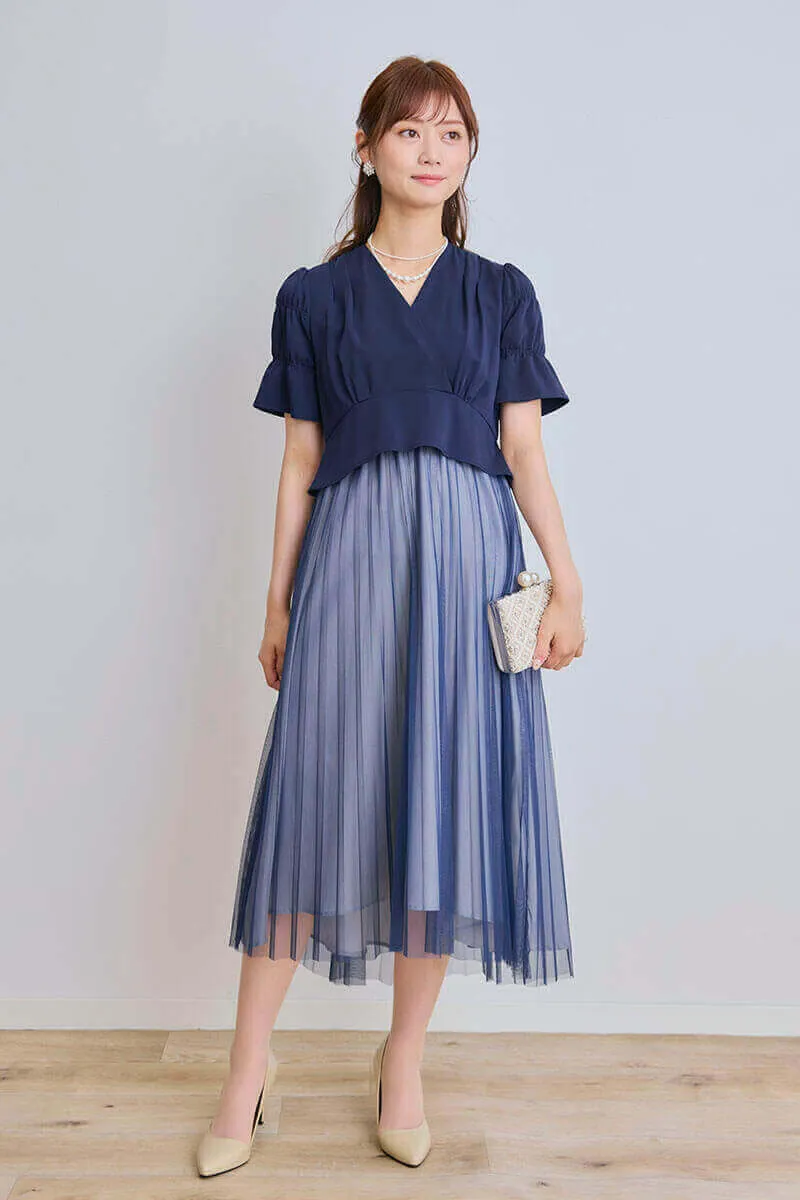 ネイビーのカシュクールデザインドレス