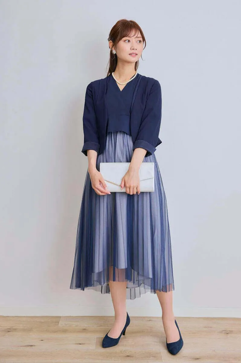 ネイビーのカシュクールデザインドレス