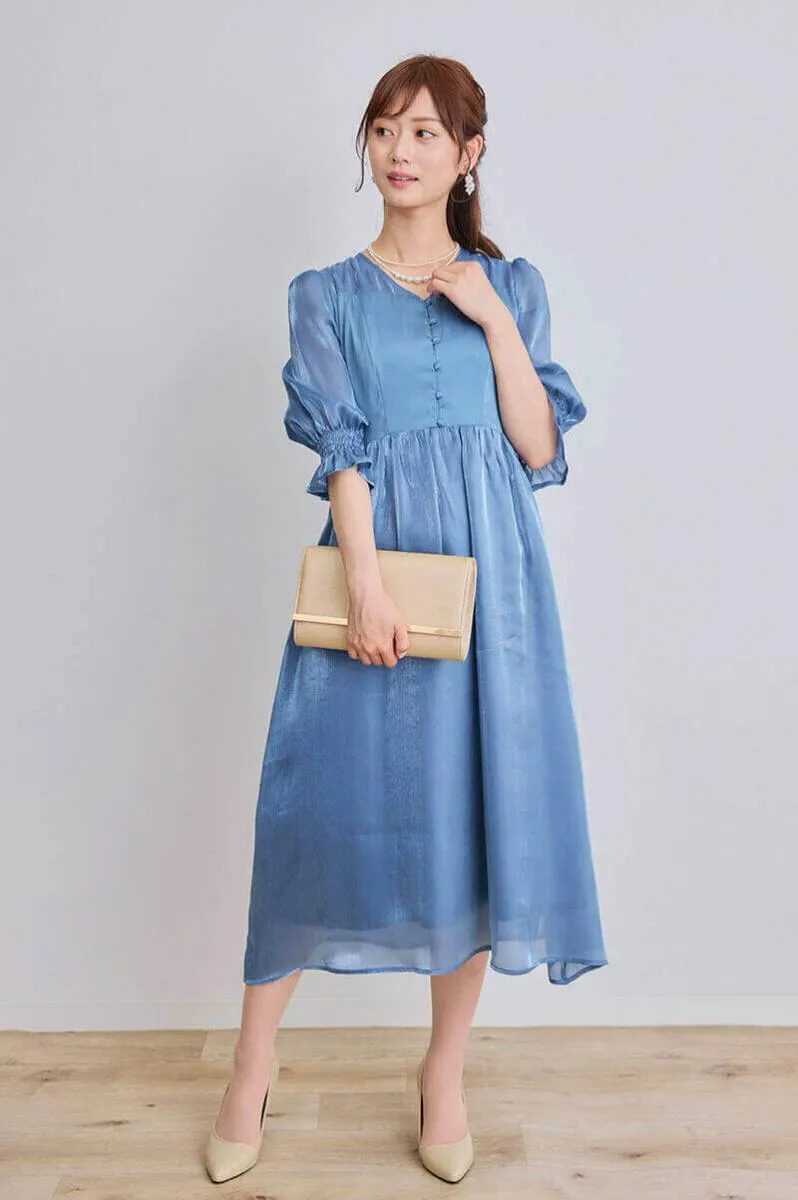 ブルーのシャイニーシアードレス