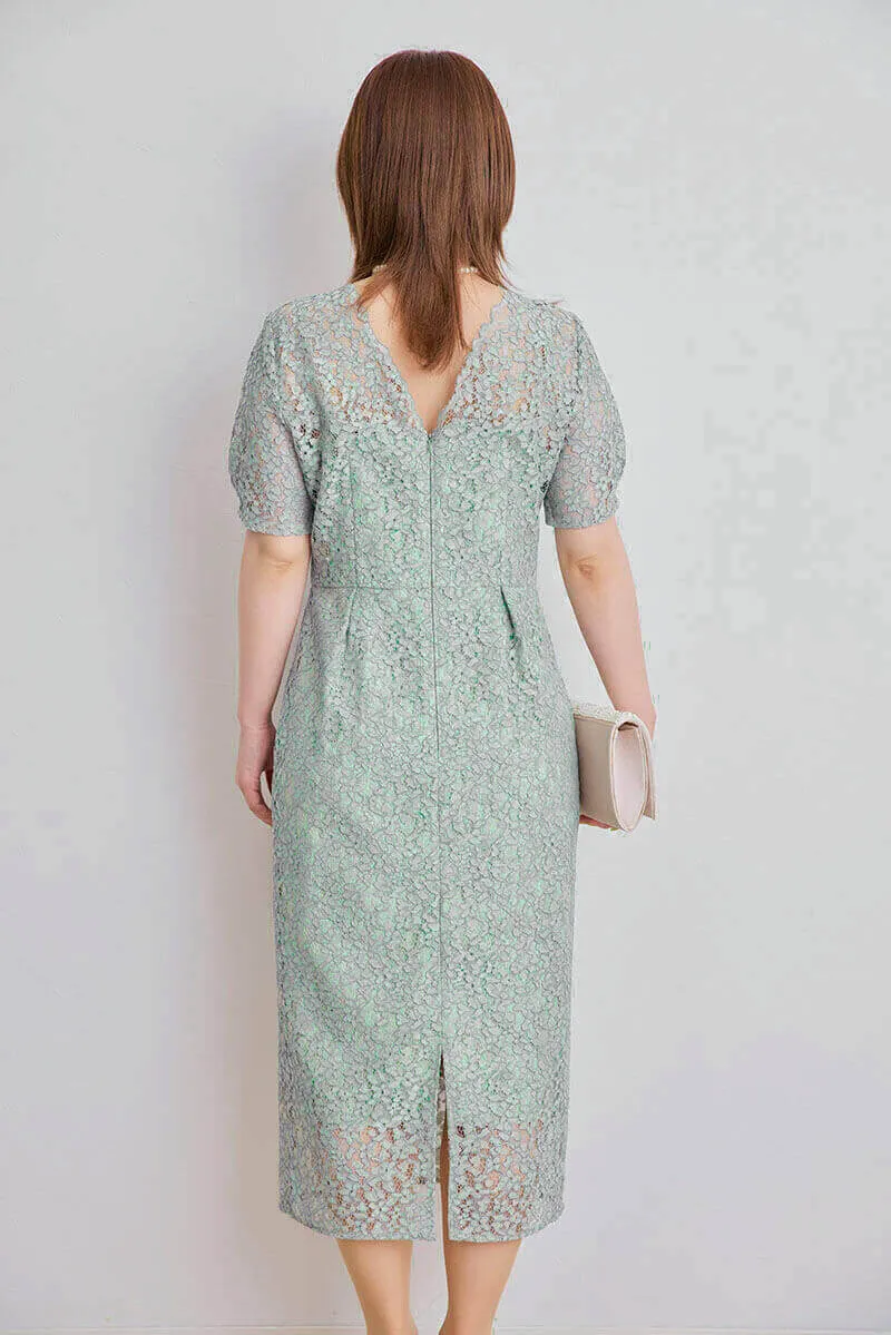 ライトグリーンの配色レースIラインドレス