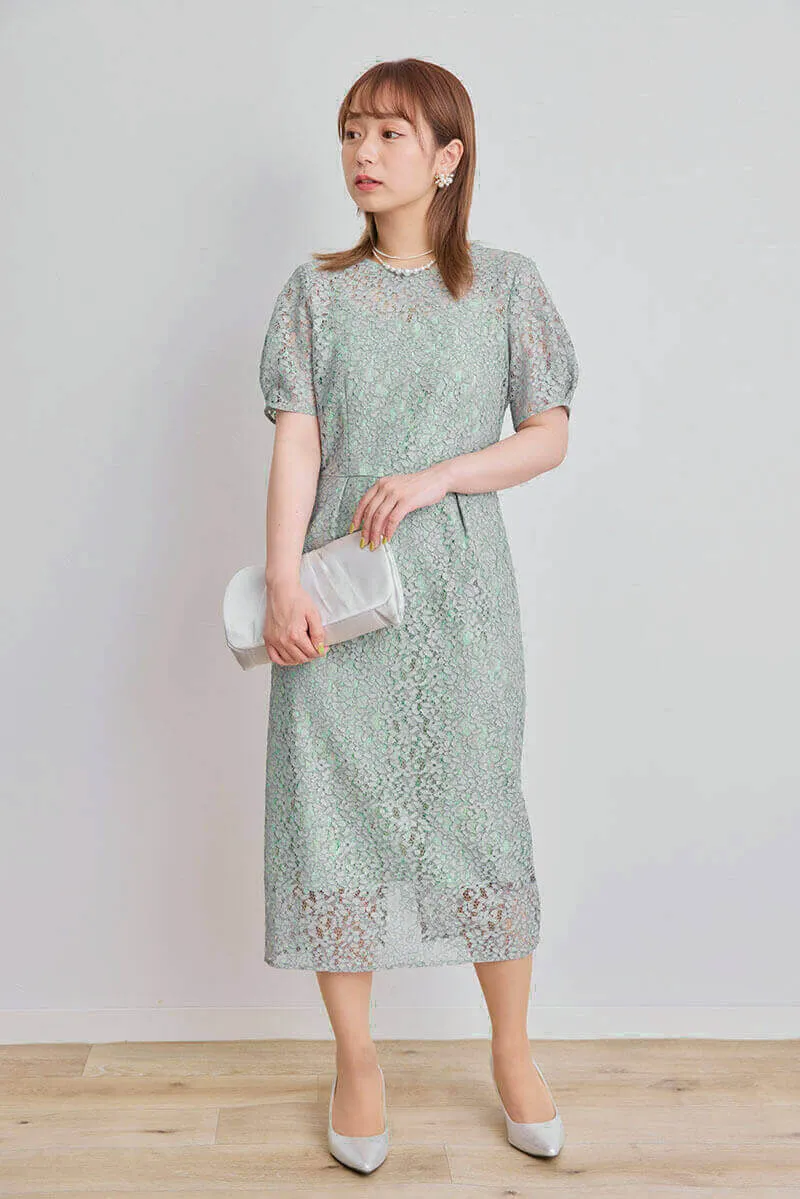 ライトグリーンの配色レースIラインドレス