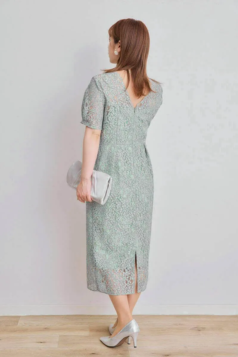 ライトグリーンの配色レースIラインドレス