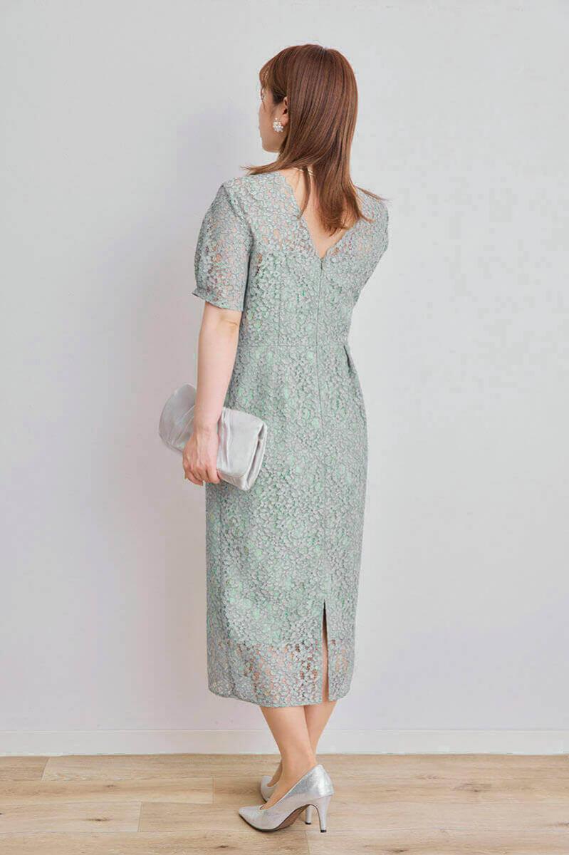 ライトグリーンの配色レースIラインドレス