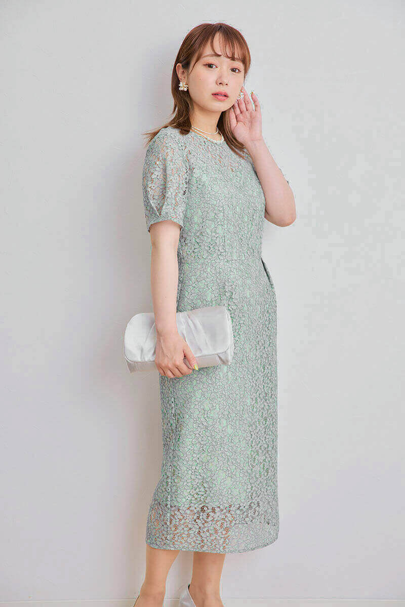 ライトグリーンの配色レースIラインドレス