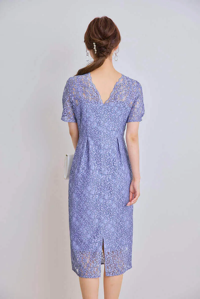 ブルーの配色レースIラインドレス