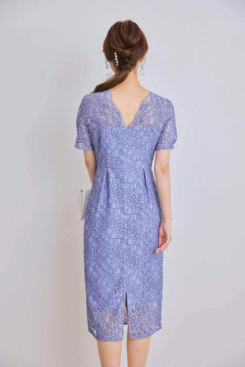 ブルーの配色レースIラインドレス