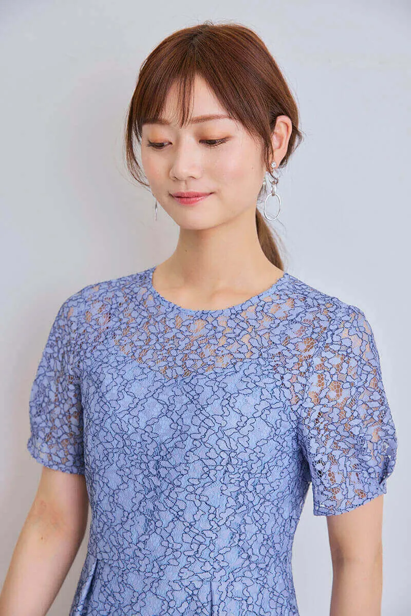 ブルーの配色レースIラインドレス