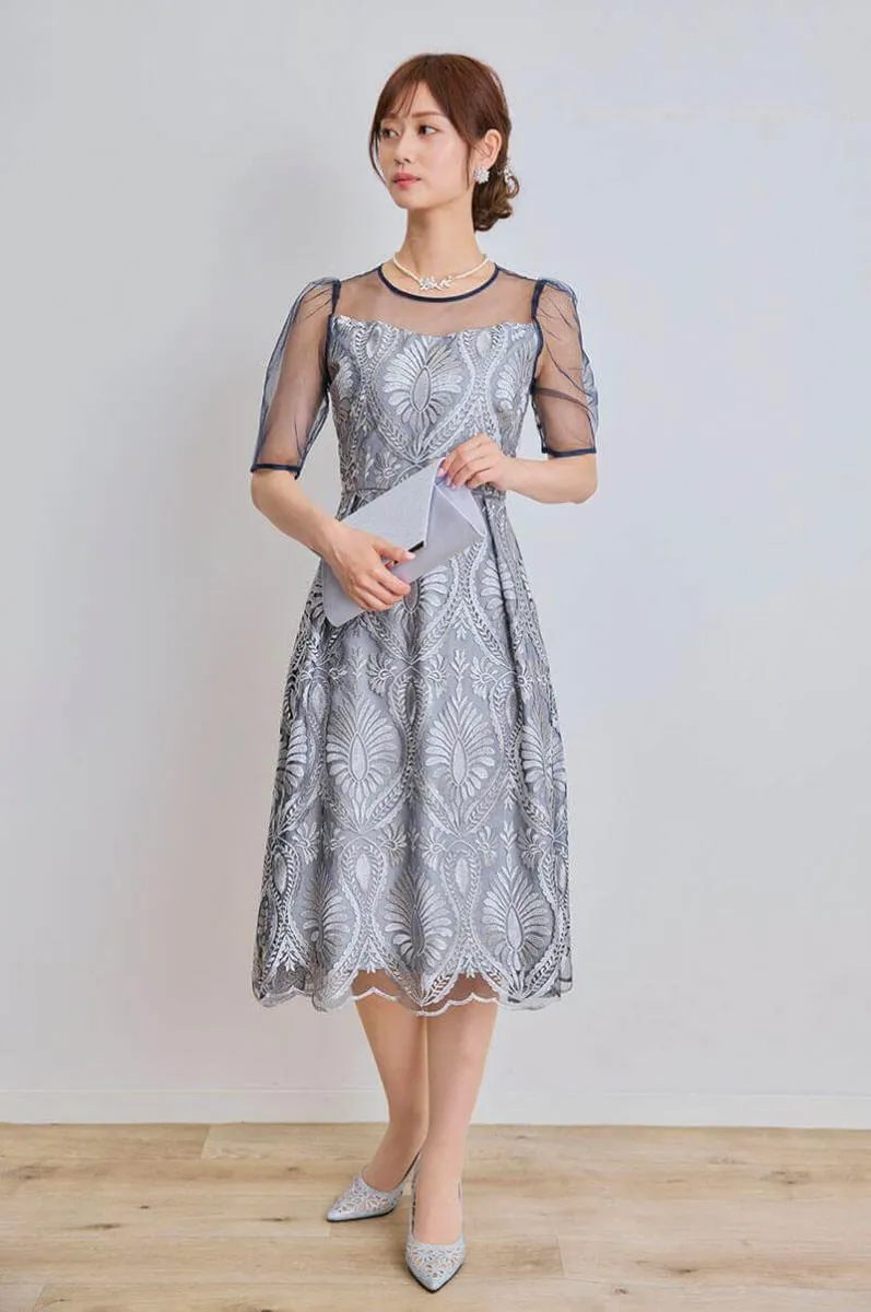 ネイビーのダマスク柄シアードレス