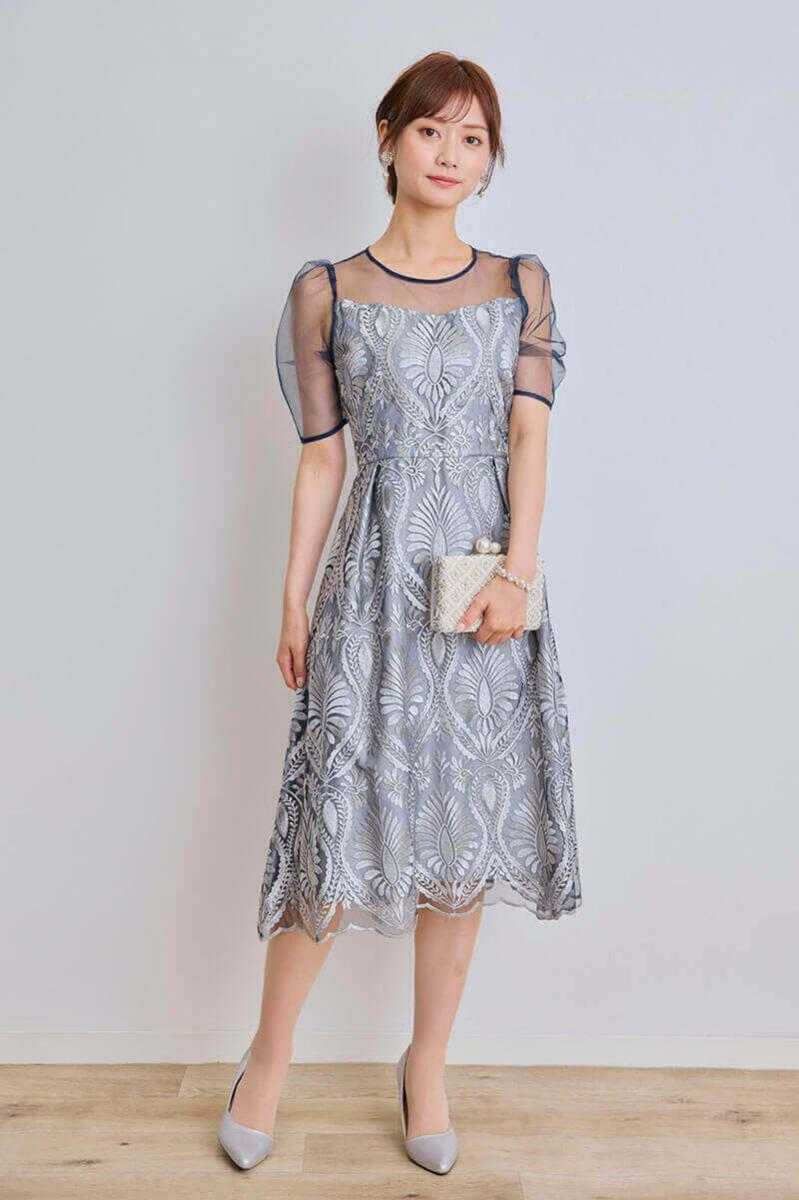 ネイビーのダマスク柄シアードレス