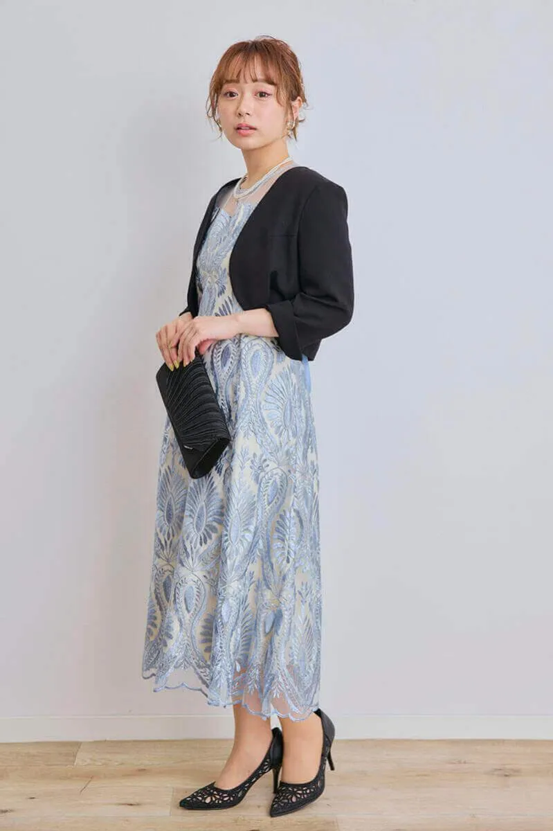 アイスブルーのダマスク柄シアードレス