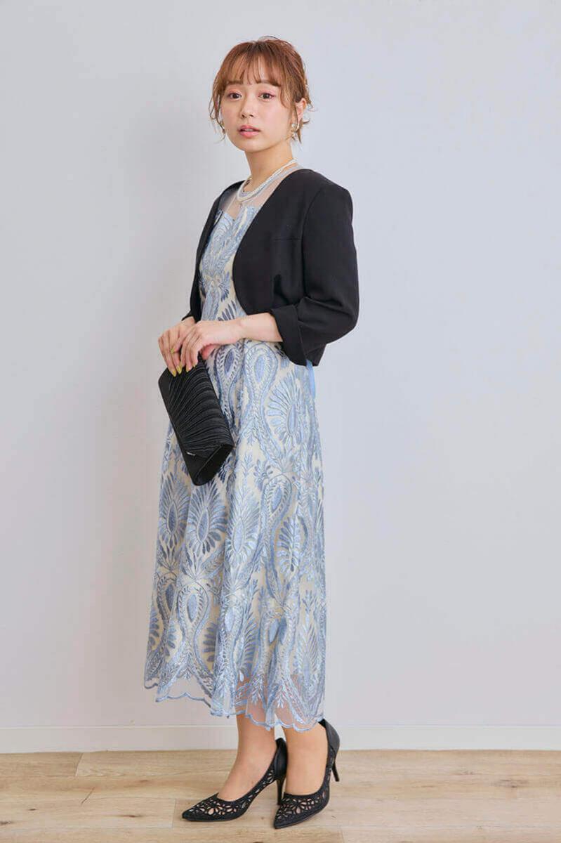 アイスブルーのダマスク柄シアードレス