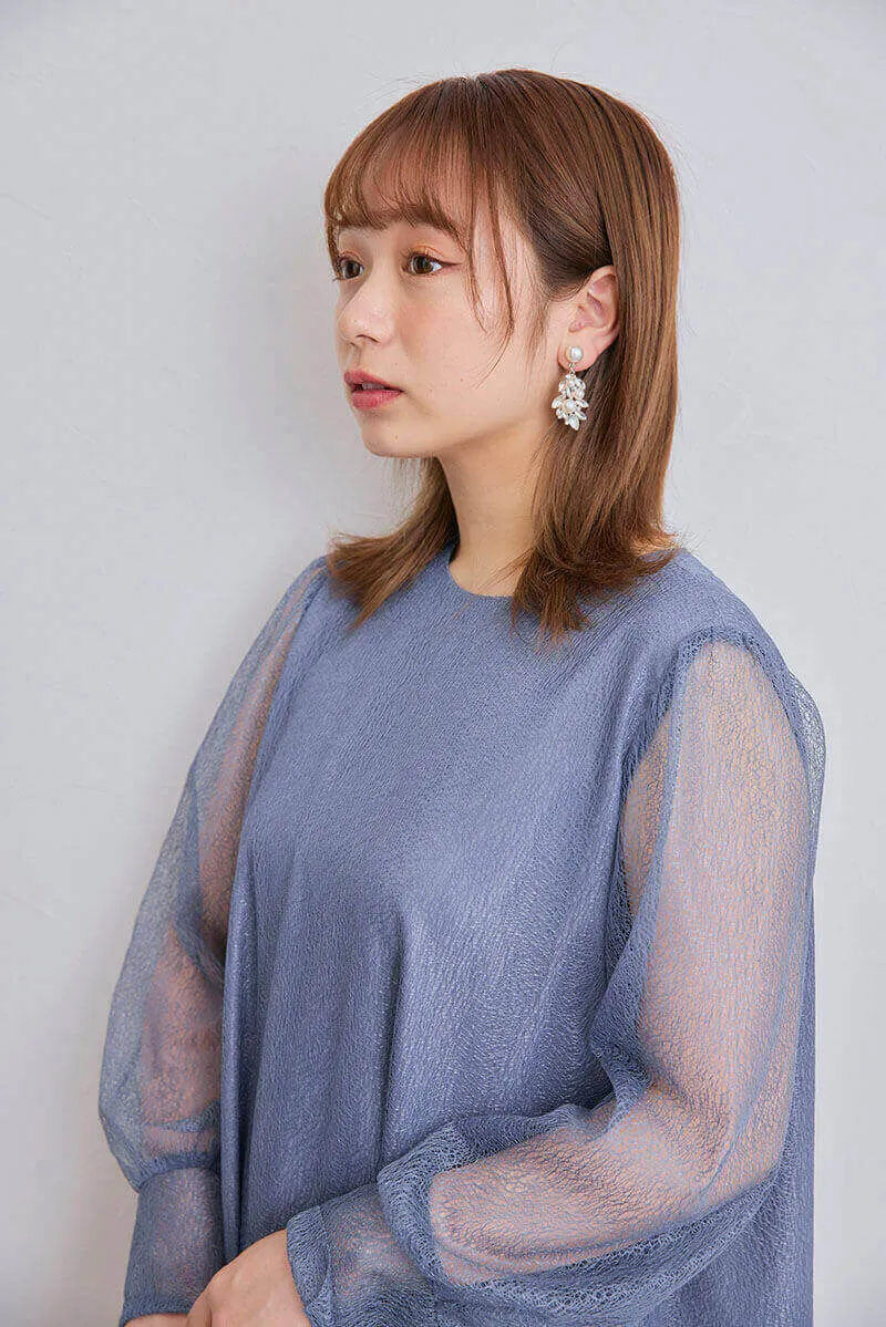 ブルーのメロンチュールショートドレス