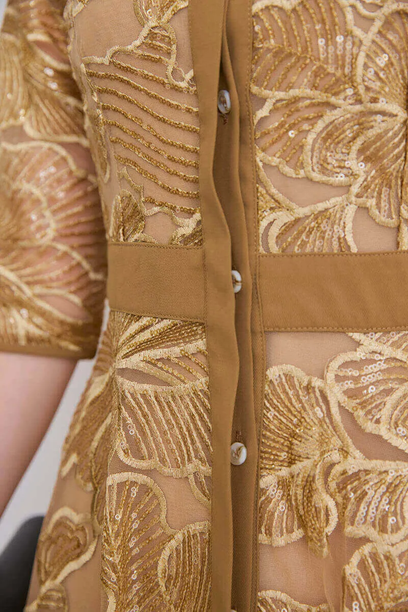 ゴールドの花柄刺繍グリッタードレス