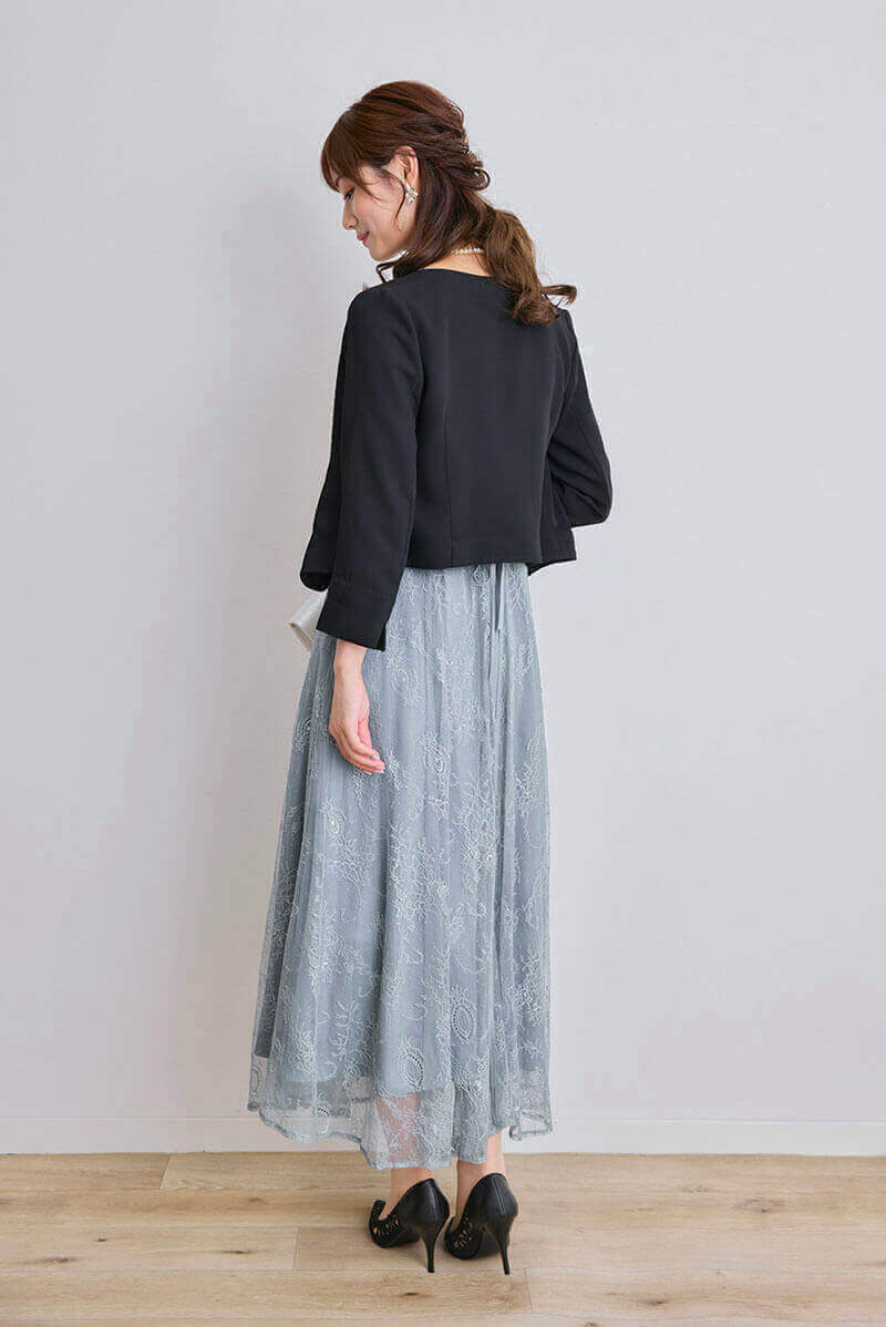 スモーキーグリーンのロングレースガウンドレス