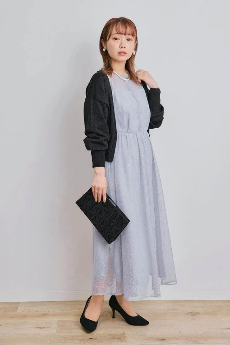 ブルーグレーの幾何学チュールドレス