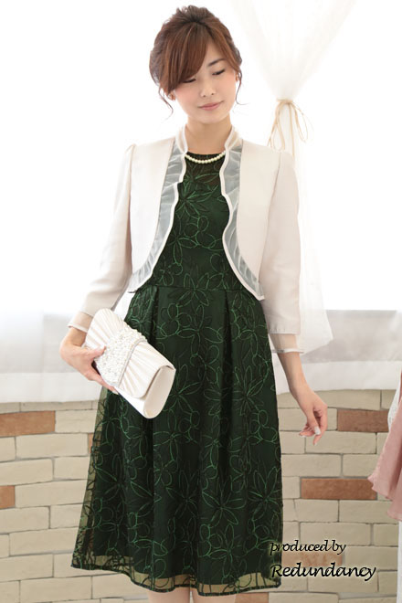 グリーン×ブラックのリボンテープ刺繍花柄ドレス