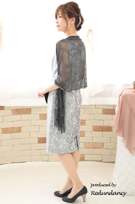 シルバーのハイウエスト切替花柄シャンタンドレス