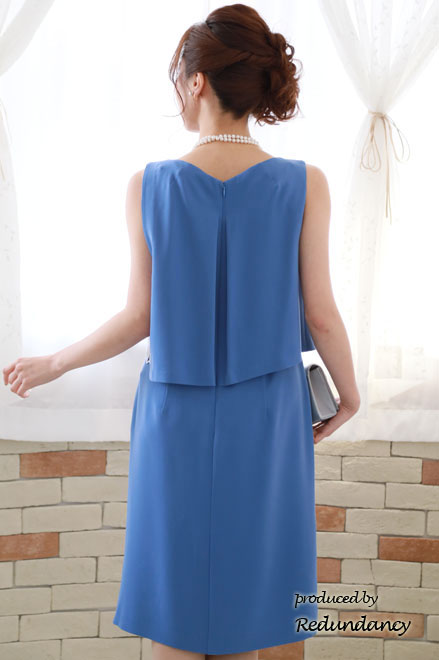 ブルーのフラワーモチーフレース切替ドレス