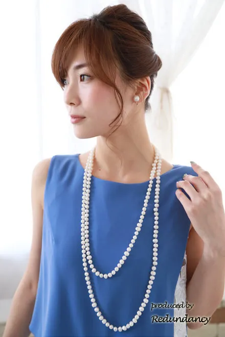 ブルーのフラワーモチーフレース切替ドレス