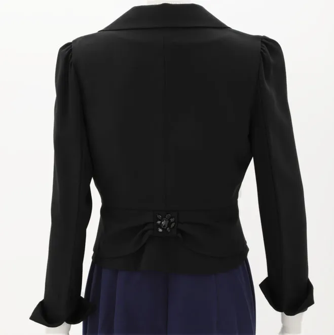 ブラックのジャケット風長袖ボレロ