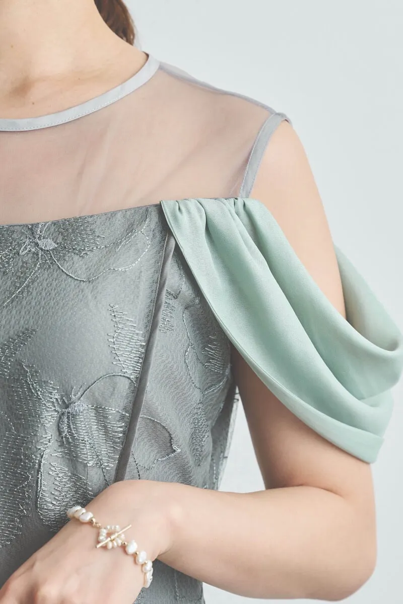 ミントのフラワーエンブロイダリーオフショルドレス