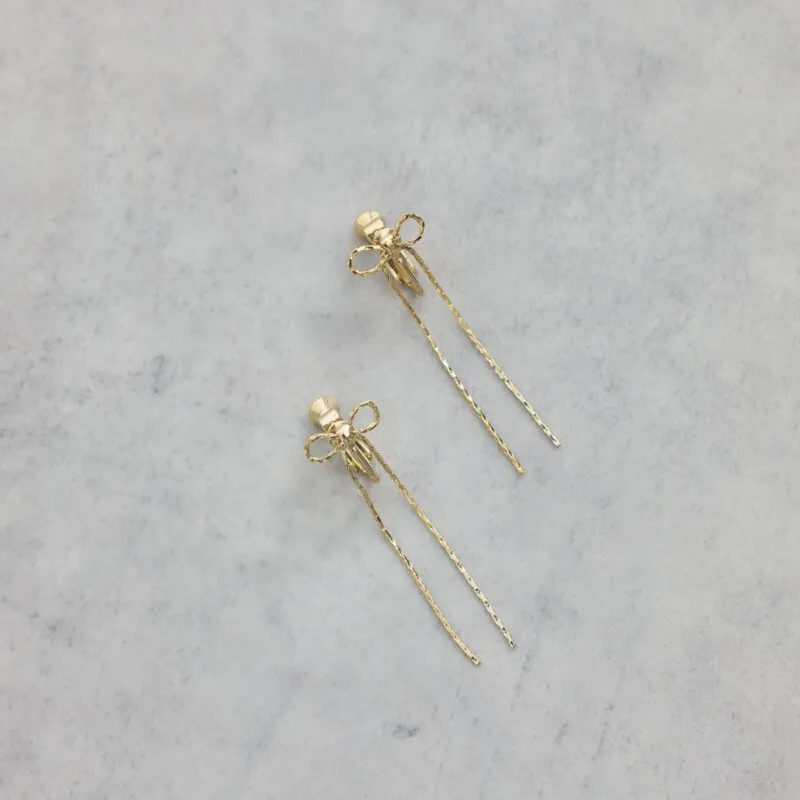 メタルチェーンのリボンイヤリング(ゴールド)